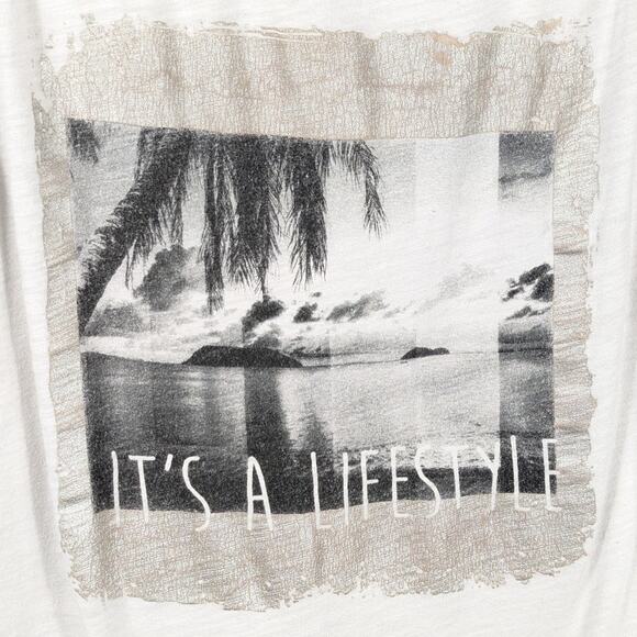 Reebok Large White Tank Top It’s A Lifestyle Graphic Muscle Shirt Cotton Blend - Picture 2 of 5